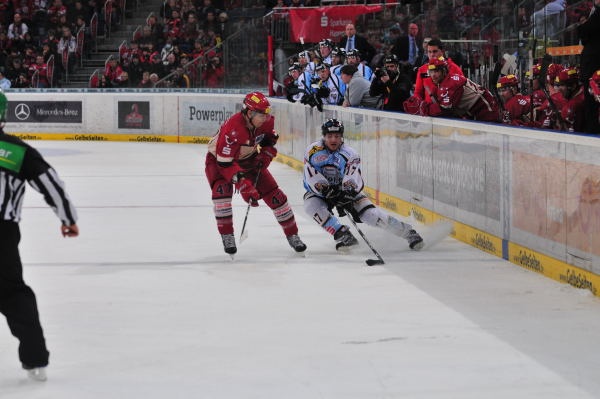 Scorpions25012011   016.jpg - Hannover Scorpions vs. Straubing Tigers / 3:1